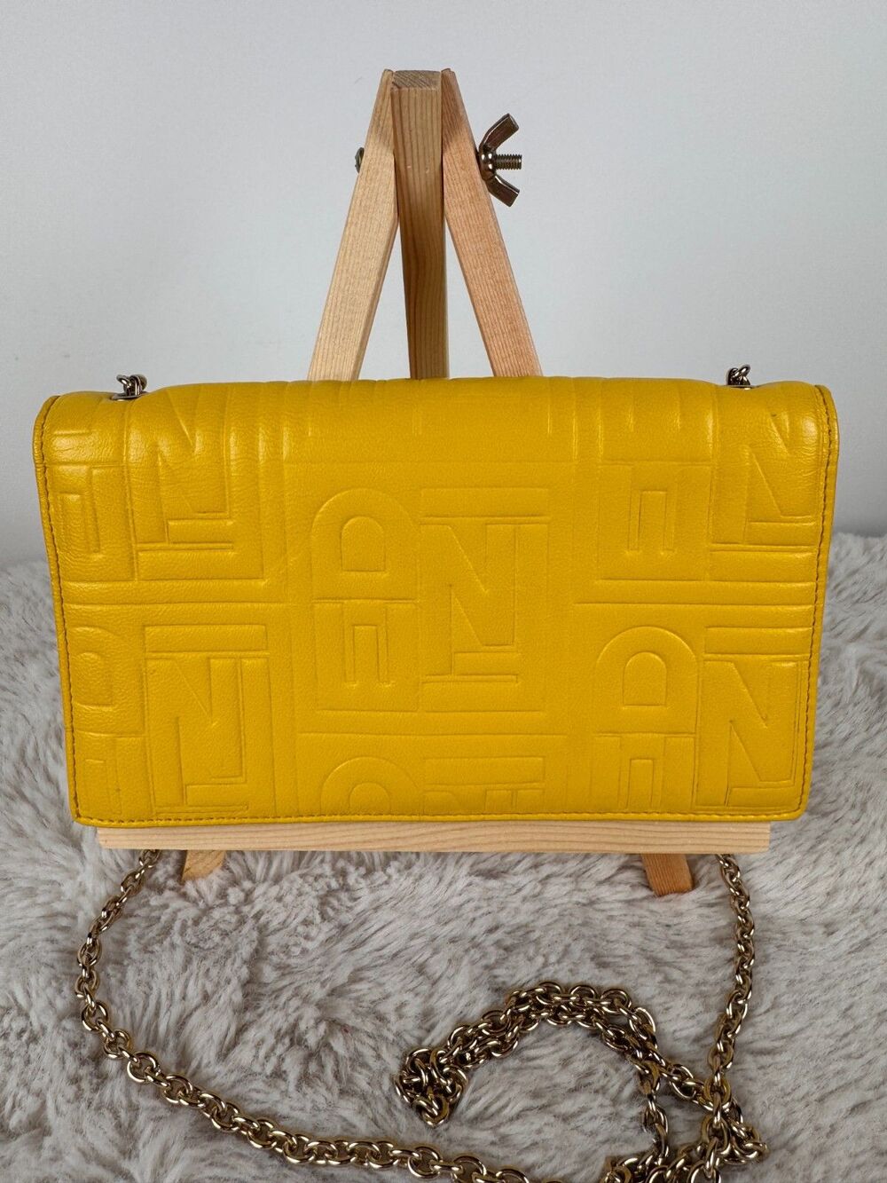 Fendi 2000's Yellow Embossed Nappa Logo Chain Clutch Crossbody Wallet - Picture 6 of 16